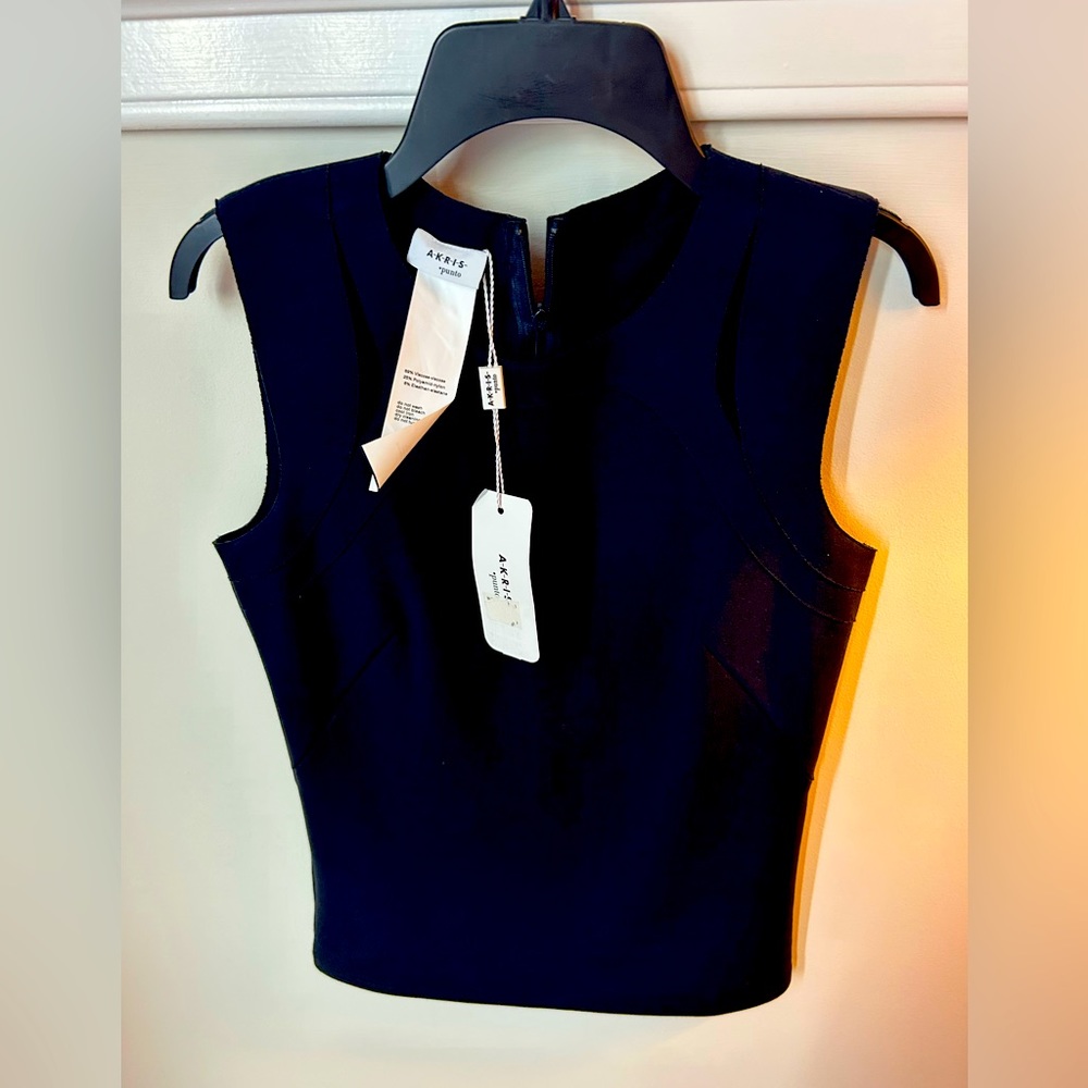 NEVER WORN Akris Punto top